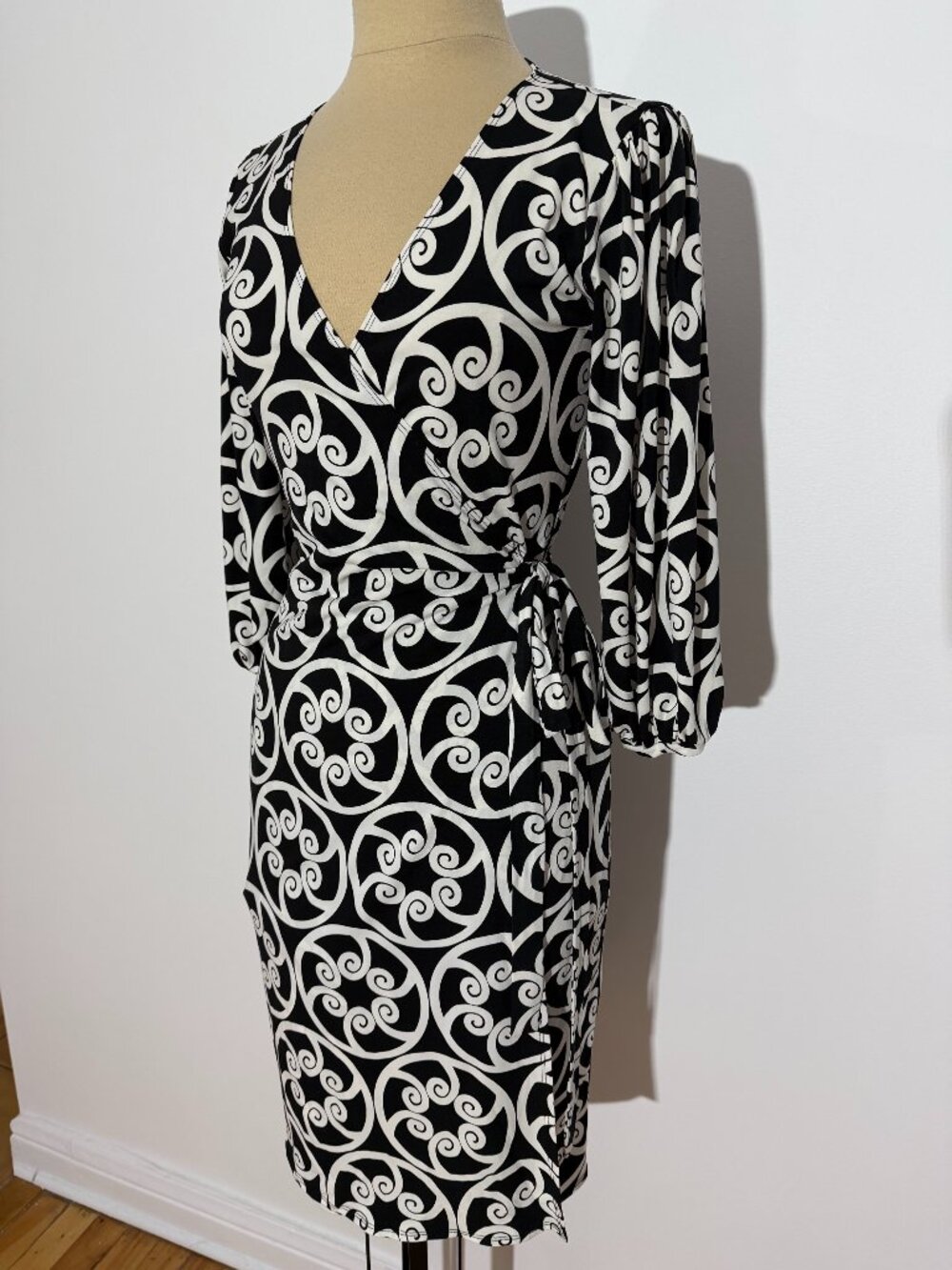 Laundry by Shelli Segal Black White Wrap Dress
